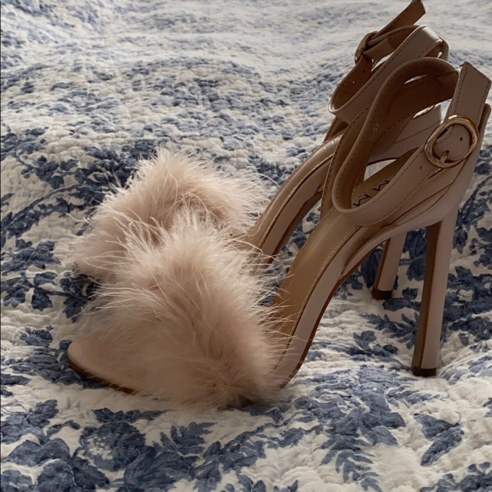 Alegra nude stiletto heel faux fur heels❤︎